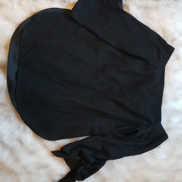 Club Monaco 3/4 sleeve bow tie sleeves - Picture 1 of 3